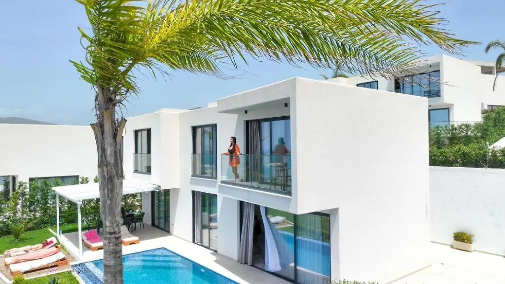 Palmera Vip Villa Sarandë
